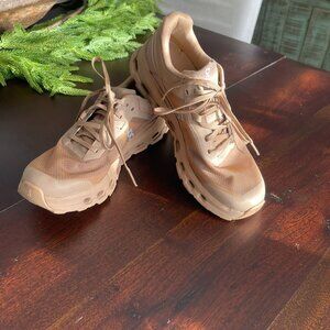 On Running Women's Cloudvista 2 Trail Running Shoe